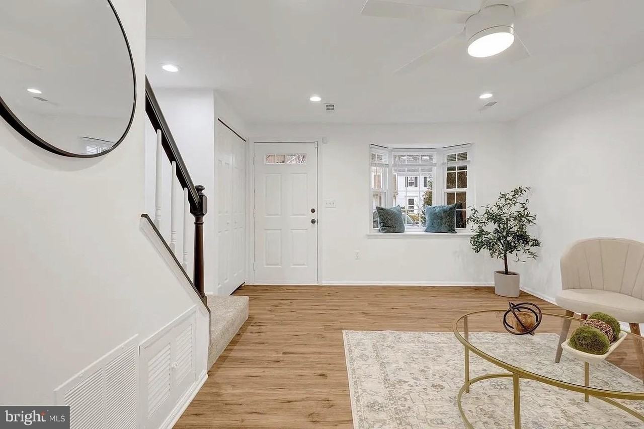 37 Alden Ct - Photo 5 of 36