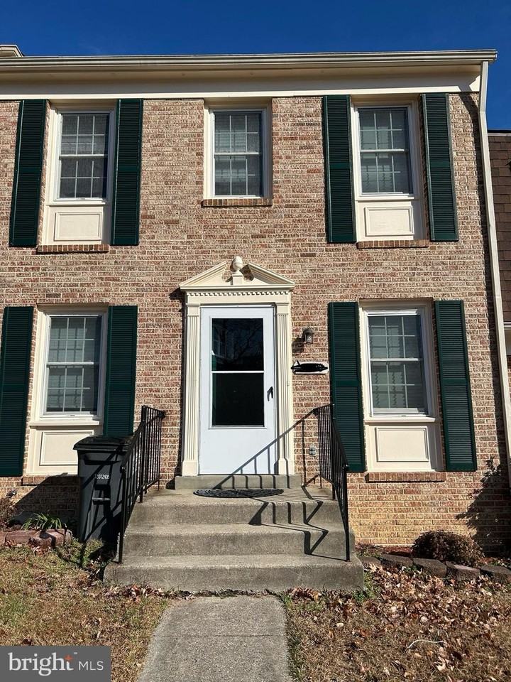 2908 Seminole Rd - Photo 3 of 32