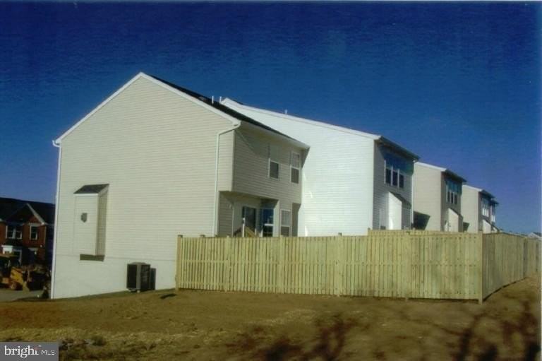 10 Lopez Dr - Photo 3 of 17