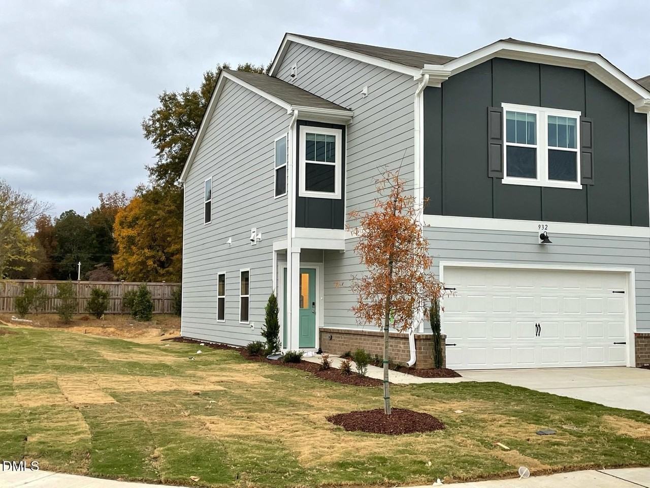 932 Clearhaven Ln - Photo 2 of 19