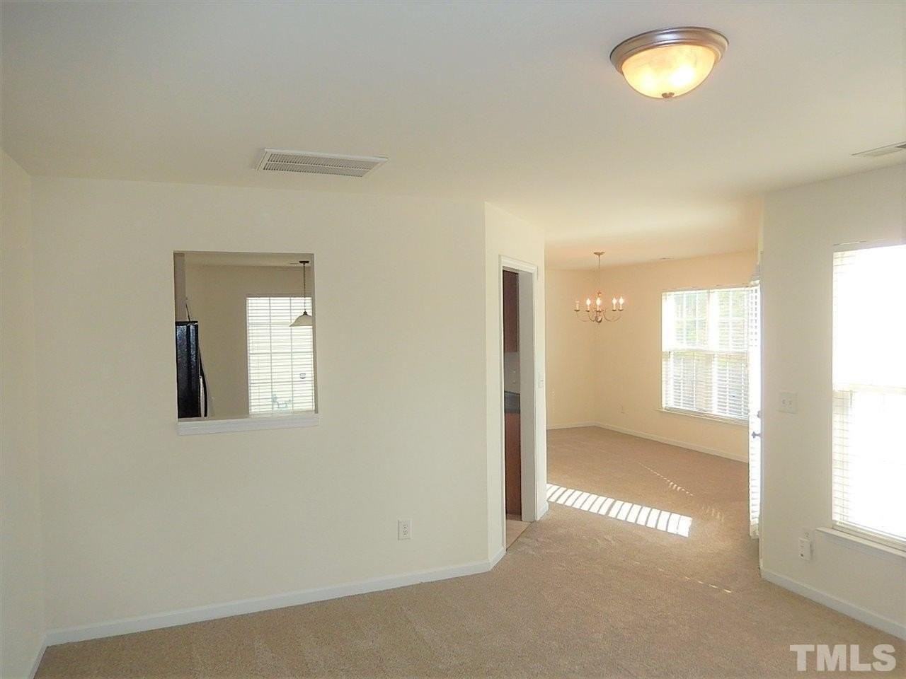 1421 Springshire Ct - Photo 6 of 29