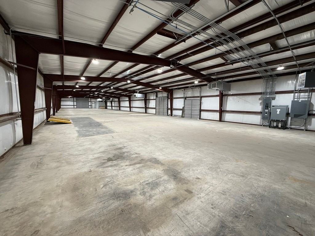 220 Miller Rd - Photo 3 of 13