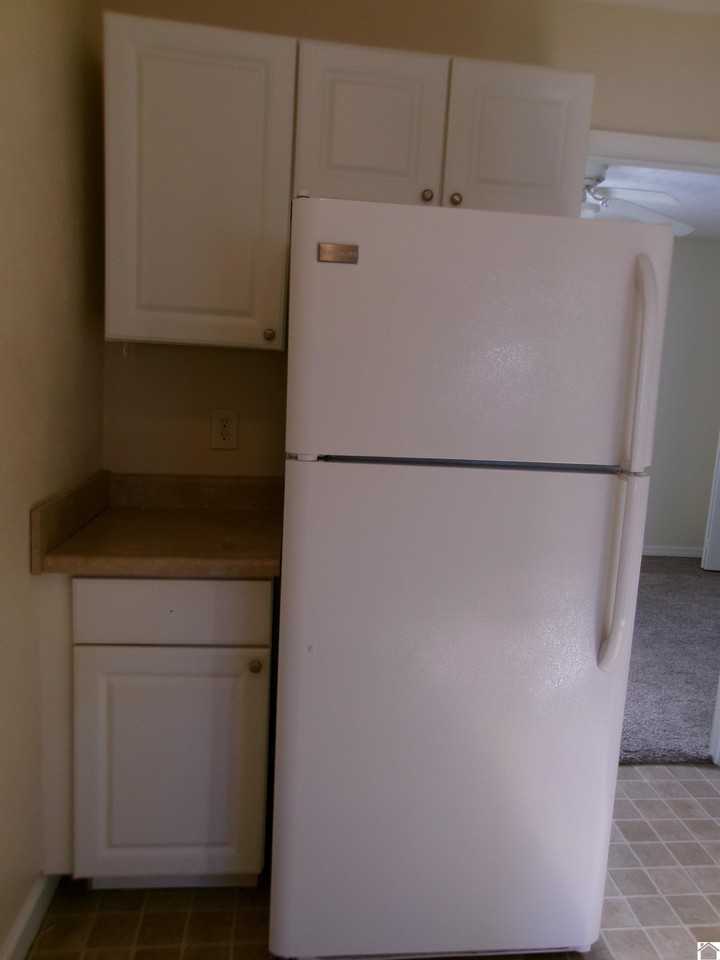 Sanders Ave - Photo 6 of 13