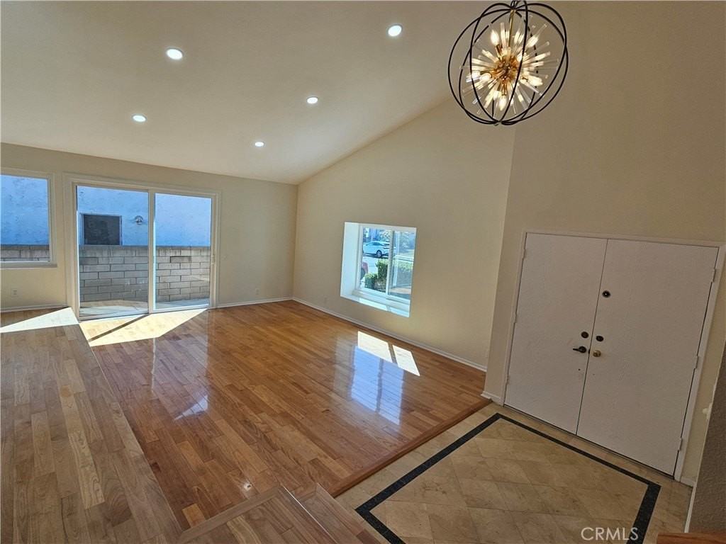 1812 Fairgreen Dr - Photo 3 of 33