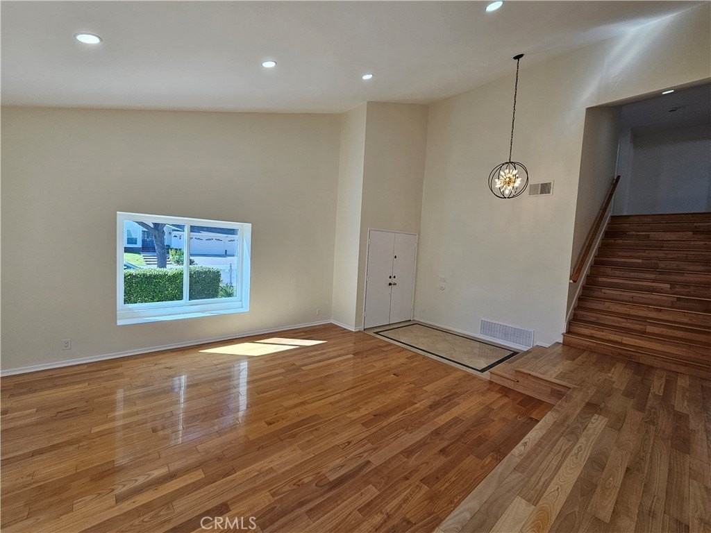 1812 Fairgreen Dr - Photo 5 of 33