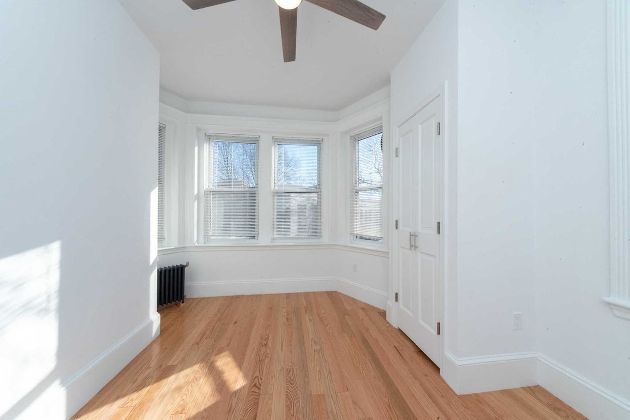 Hemenway St - Photo 5 of 16