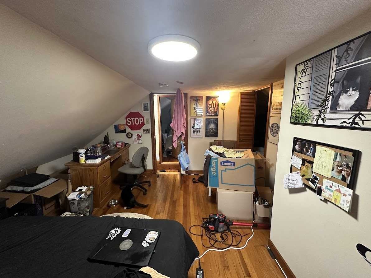 Somerville Ave - Photo 7 of 12