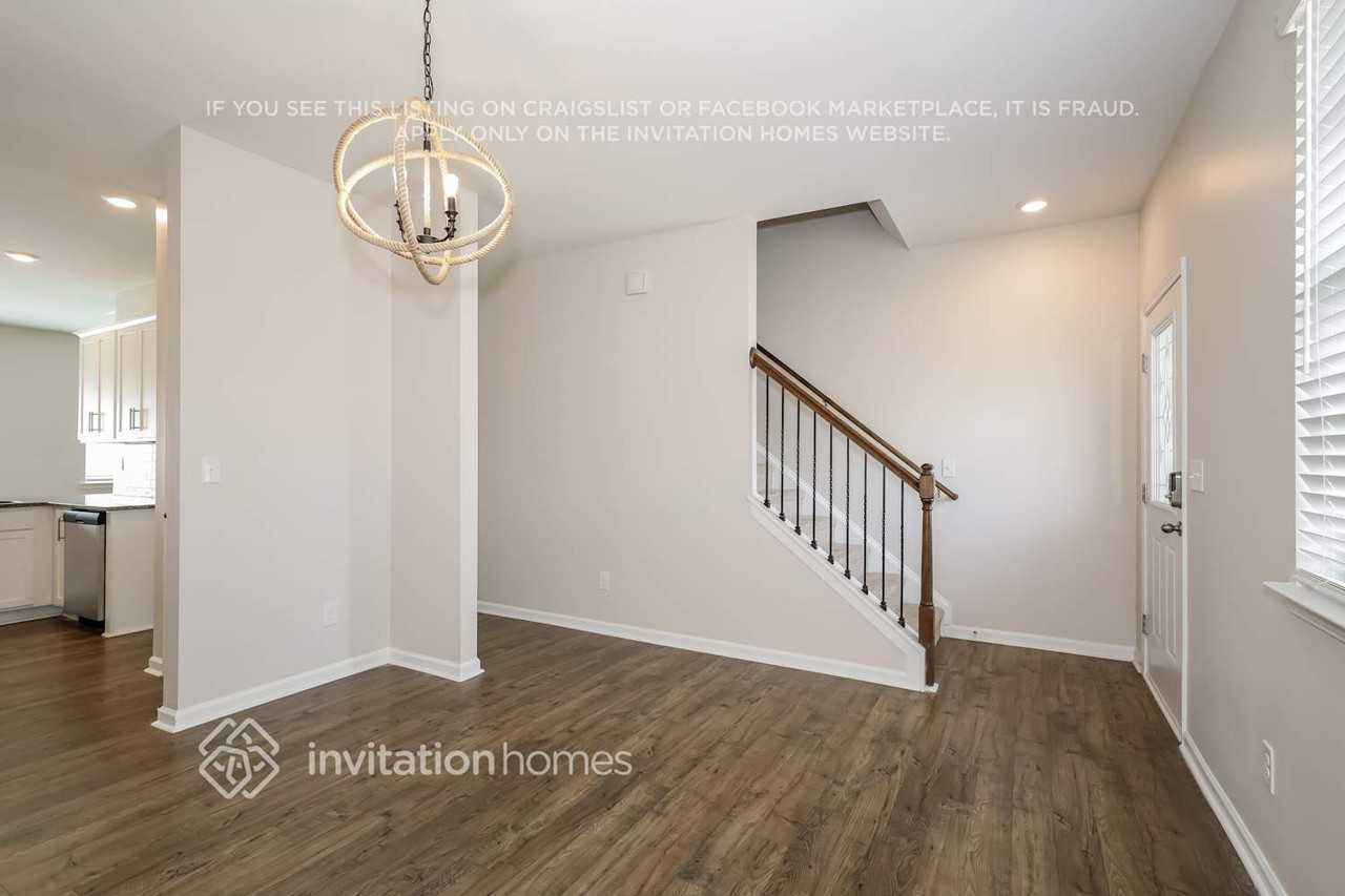 2616 Linhay Dr #24 - Photo 5 of 19