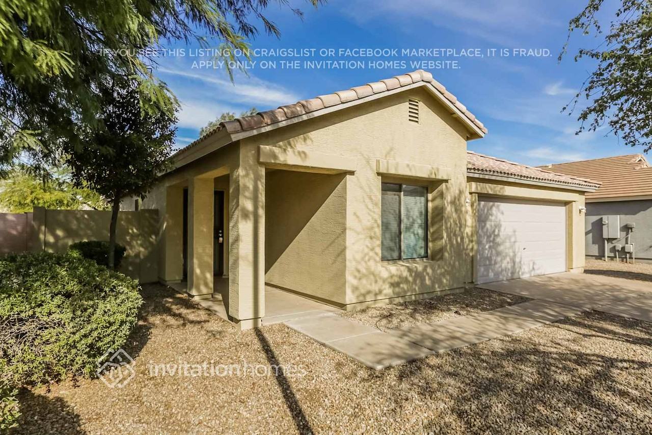 2430 W Darrel Rd - Photo 2 of 16