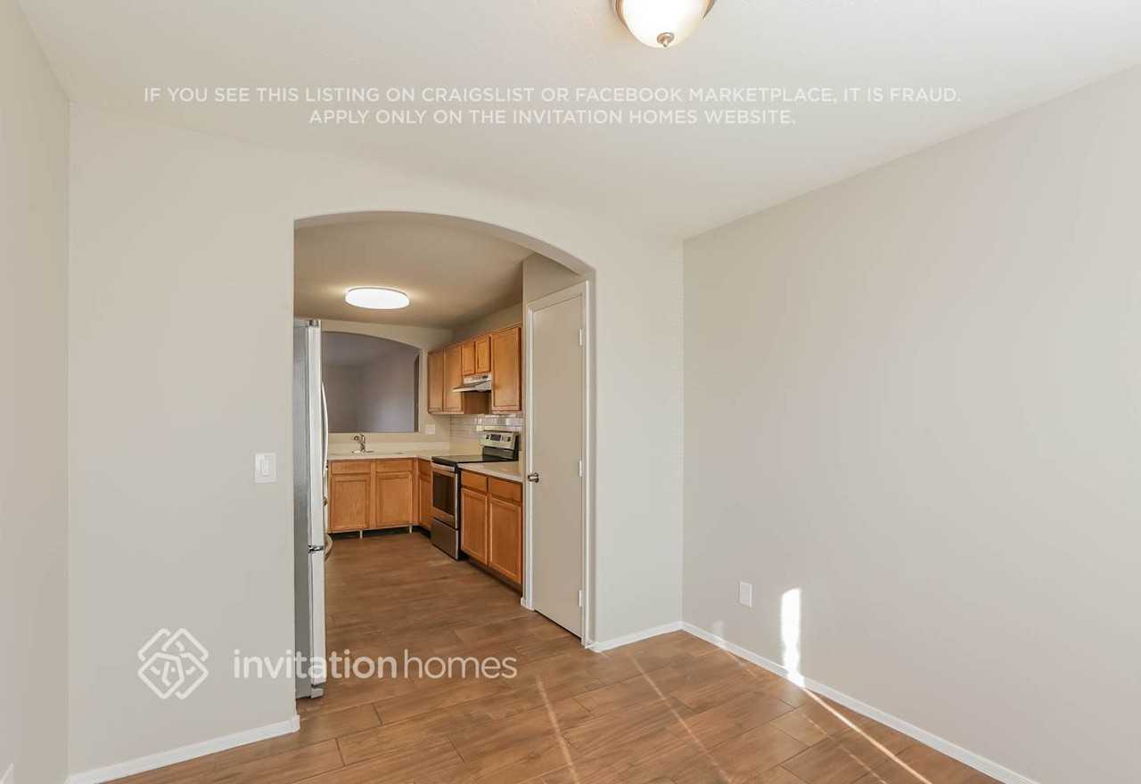 2430 W Darrel Rd - Photo 5 of 16