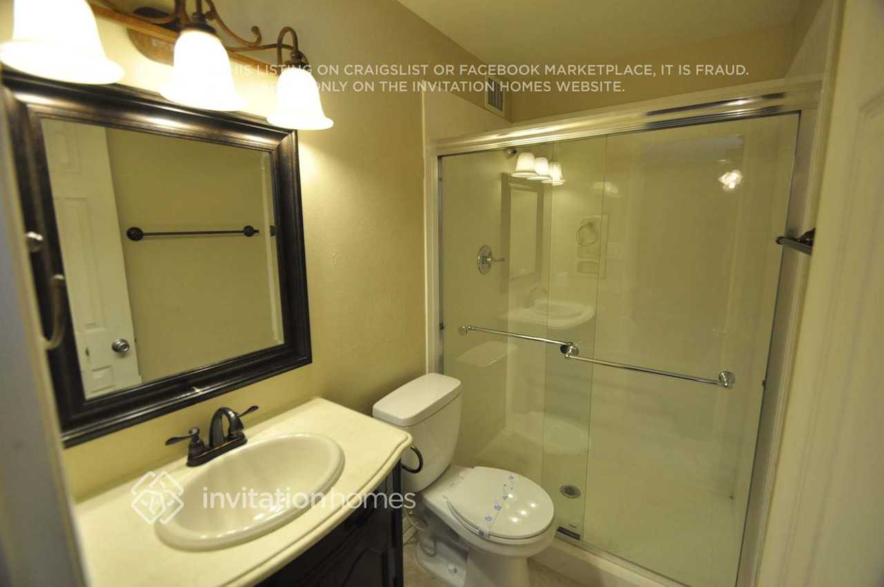 3722 W Barbara Ave - Photo 6 of 10