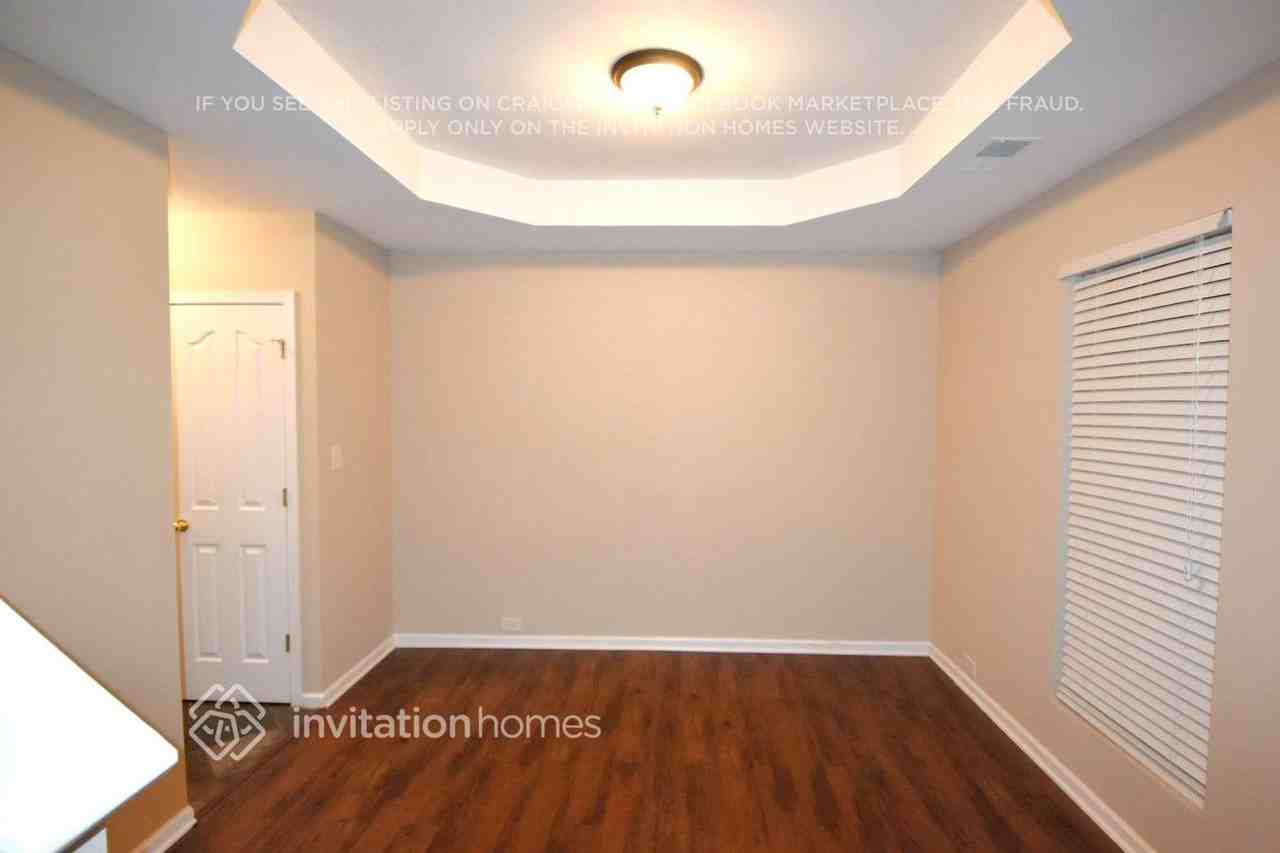 3000 Moonstone Ln - Photo 2 of 12