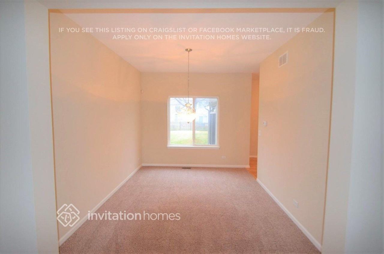 1941 Royal Ln - Photo 6 of 15