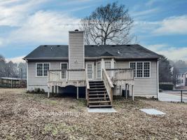 featured image of 48 Fenwick Ct