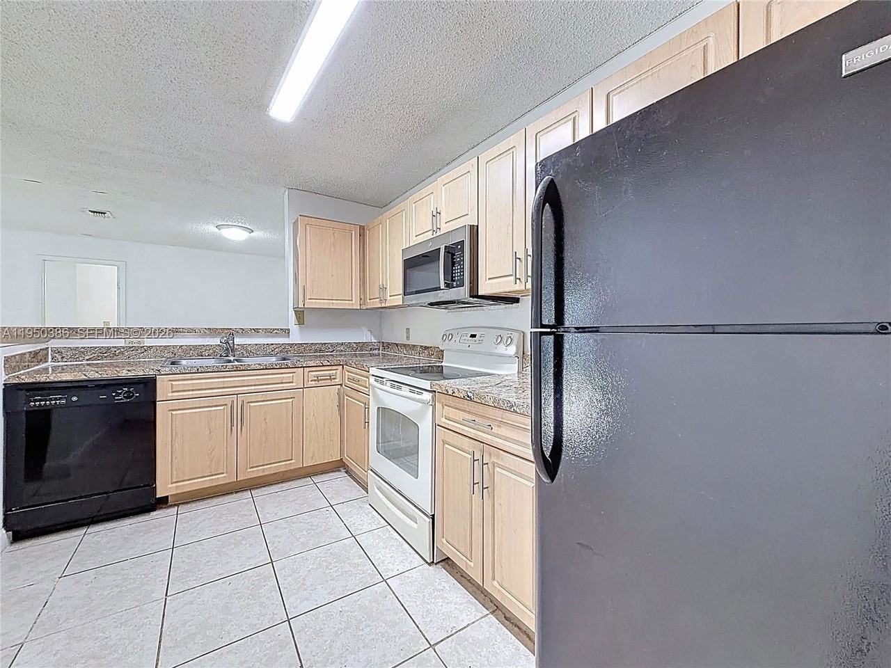 11205 W Atlantic Blvd #104 - Photo 6 of 8