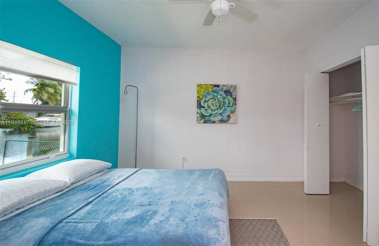 4680 Sw 35th Ave - Photo 7 of 8