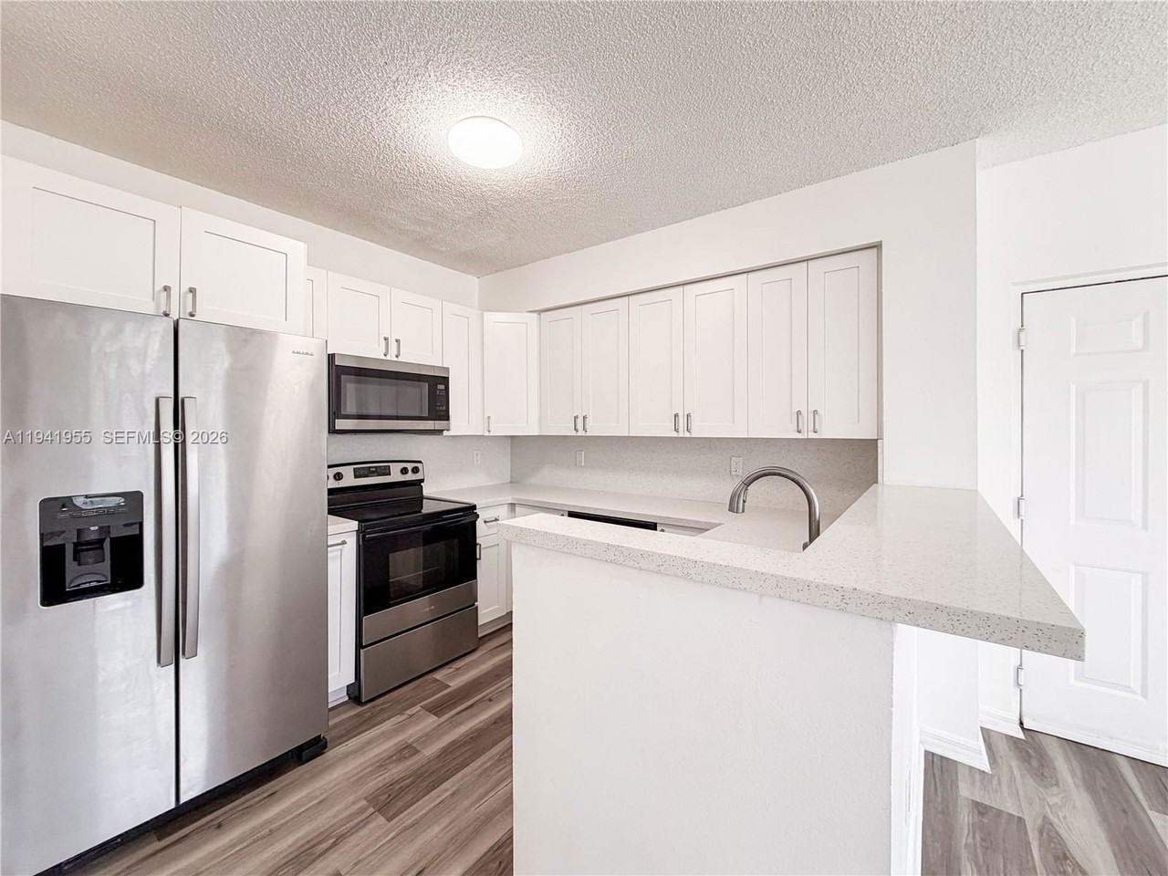 2080 W Preserve Way #201 - Photo 4 of 8