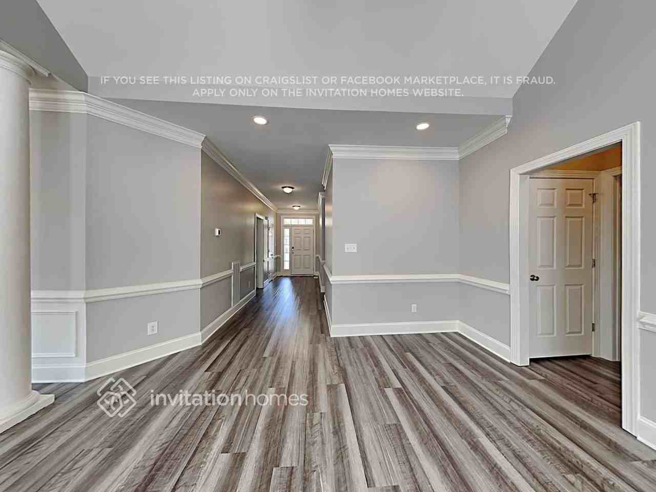 2008 Watsonia Dr - Photo 4 of 19