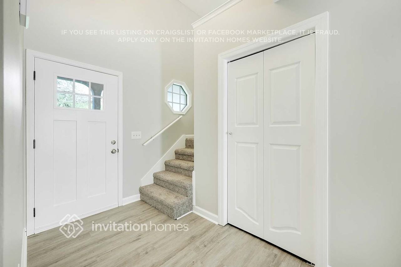 518 Woodland Hills Dr - Photo 3 of 25