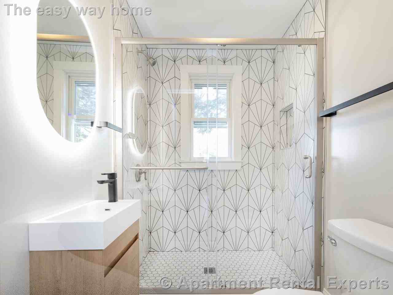 57 Hawthorne St #2 - Photo 5 of 19