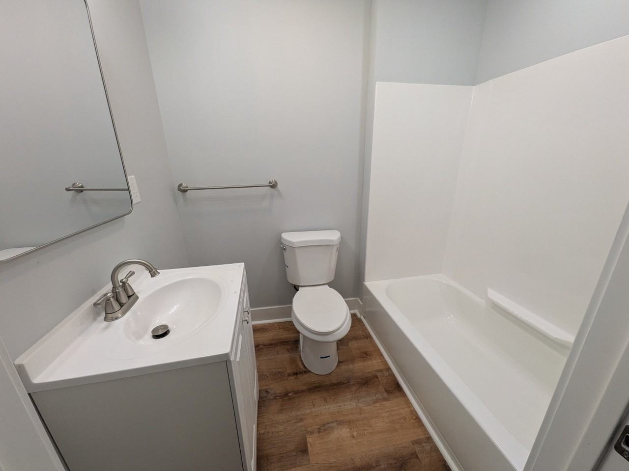 516 Halsey Ave - Photo 2 of 12