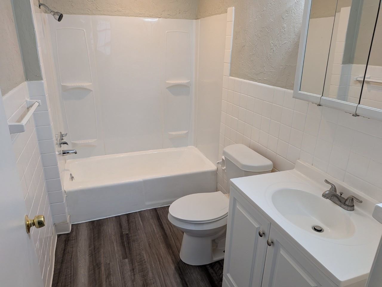 2955 Glen Mawr St #1 - Photo 4 of 6