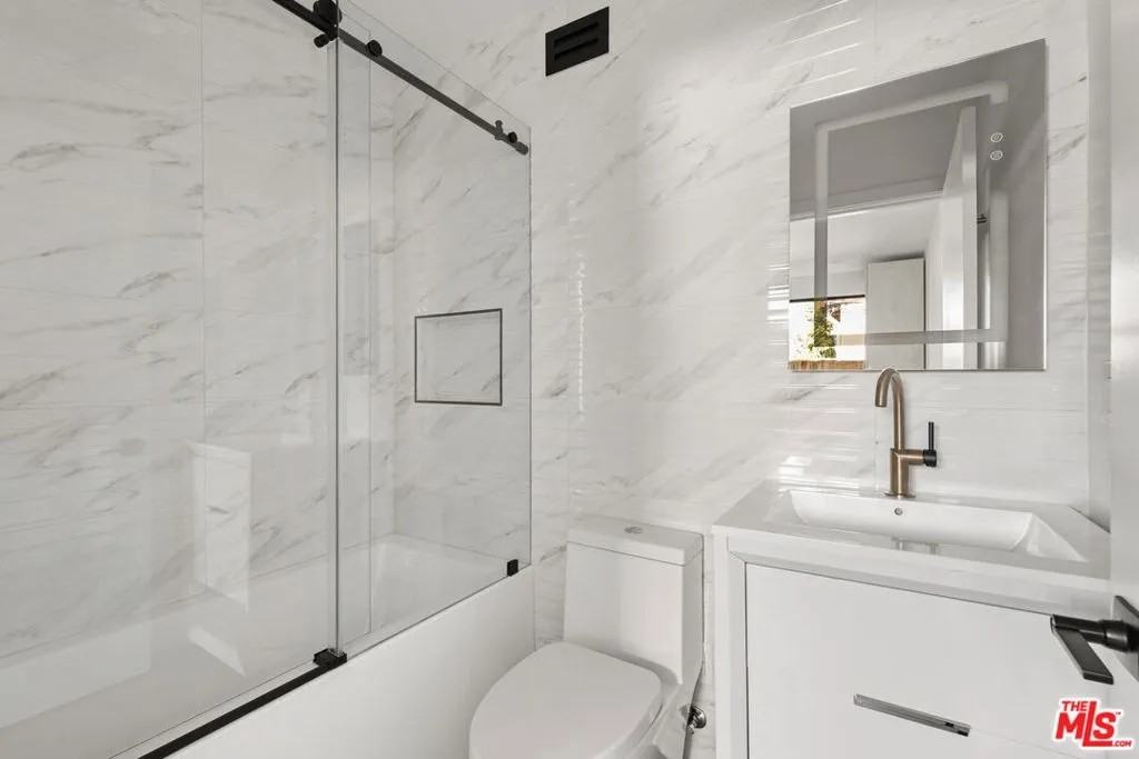 1450 1/2 S Crescent Heights Blvd - Photo 6 of 12