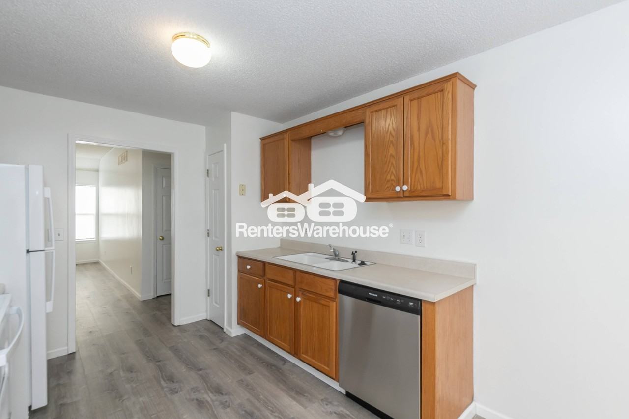 1515 Galway Ct - Photo 5 of 22