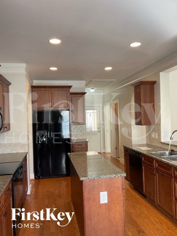 129 Chelsea Station Dr - Photo 6 of 11