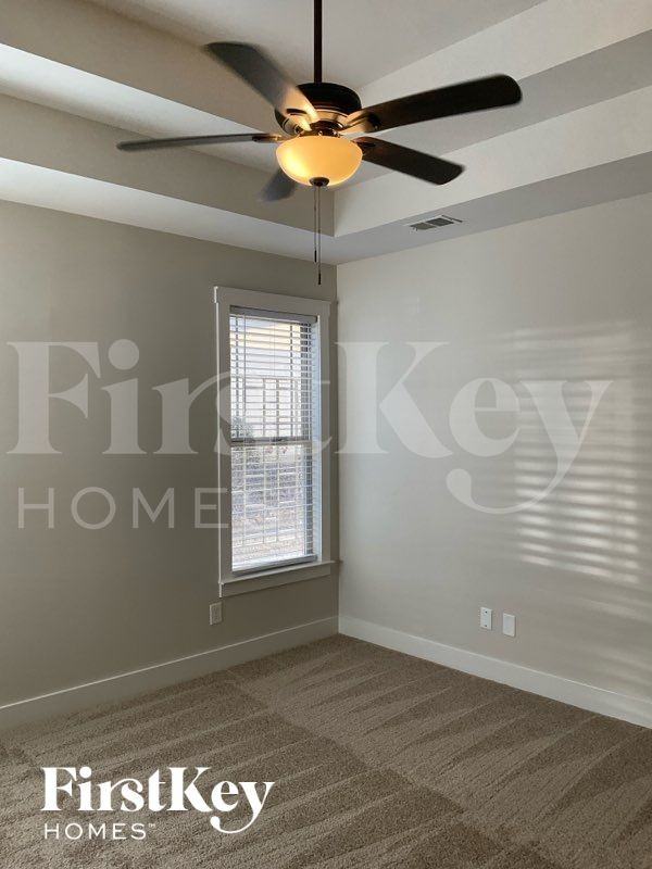 129 Chelsea Station Dr - Photo 7 of 11