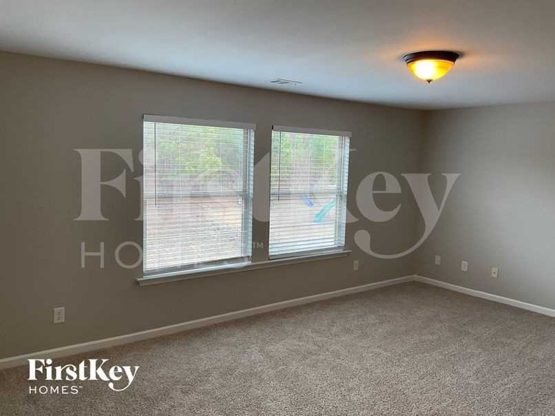 113 Rosegate Dr - Photo 3 of 12