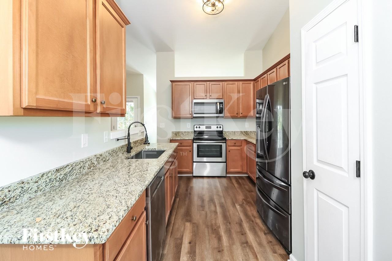 173 Elderberry Pt - Photo 7 of 15