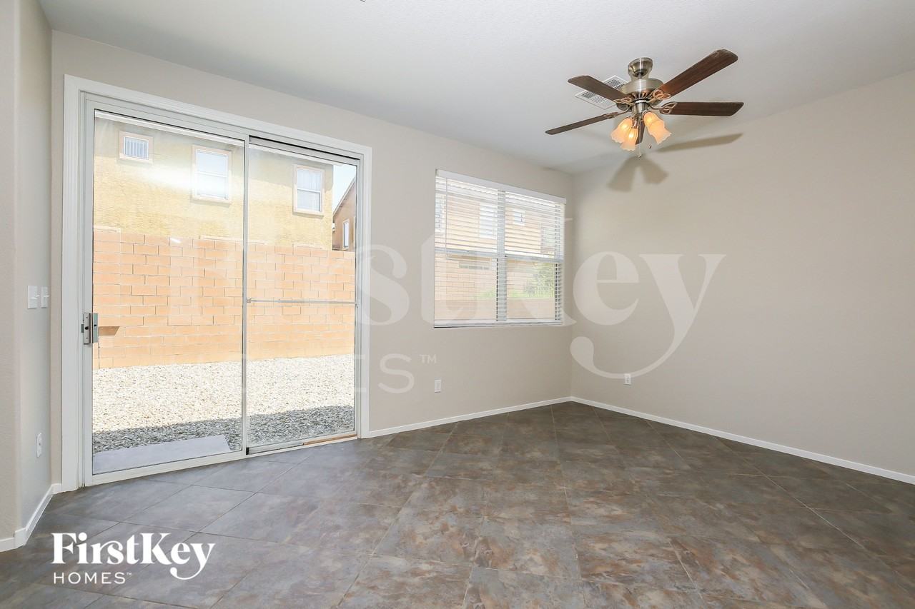 9274 William Hill Ave - Photo 4 of 15