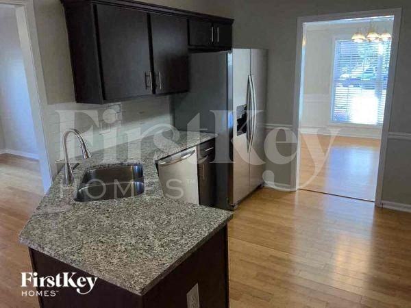 1412 Parkview Glen Ln - Photo 5 of 11