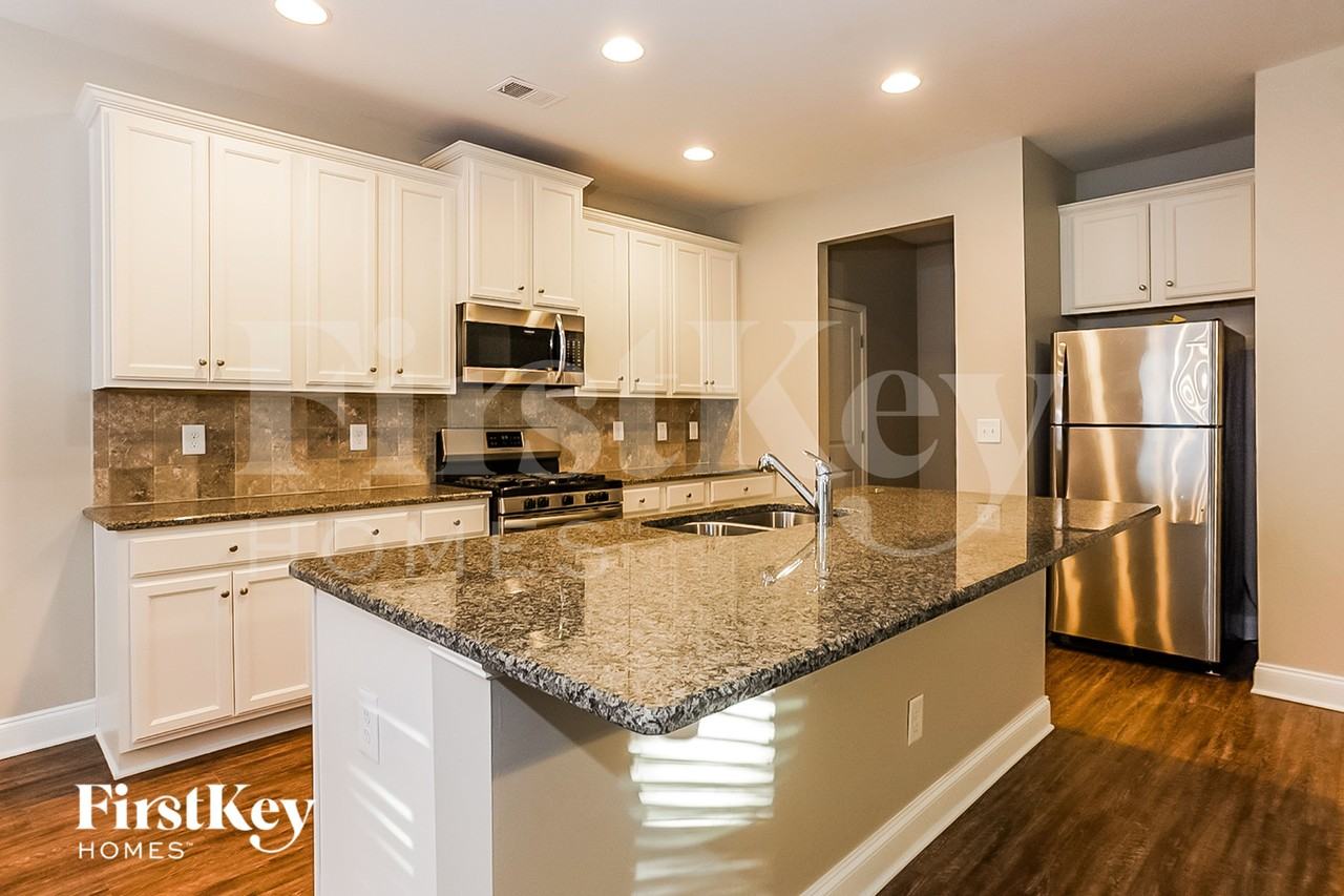 67 Castlemoor Loop - Photo 5 of 15