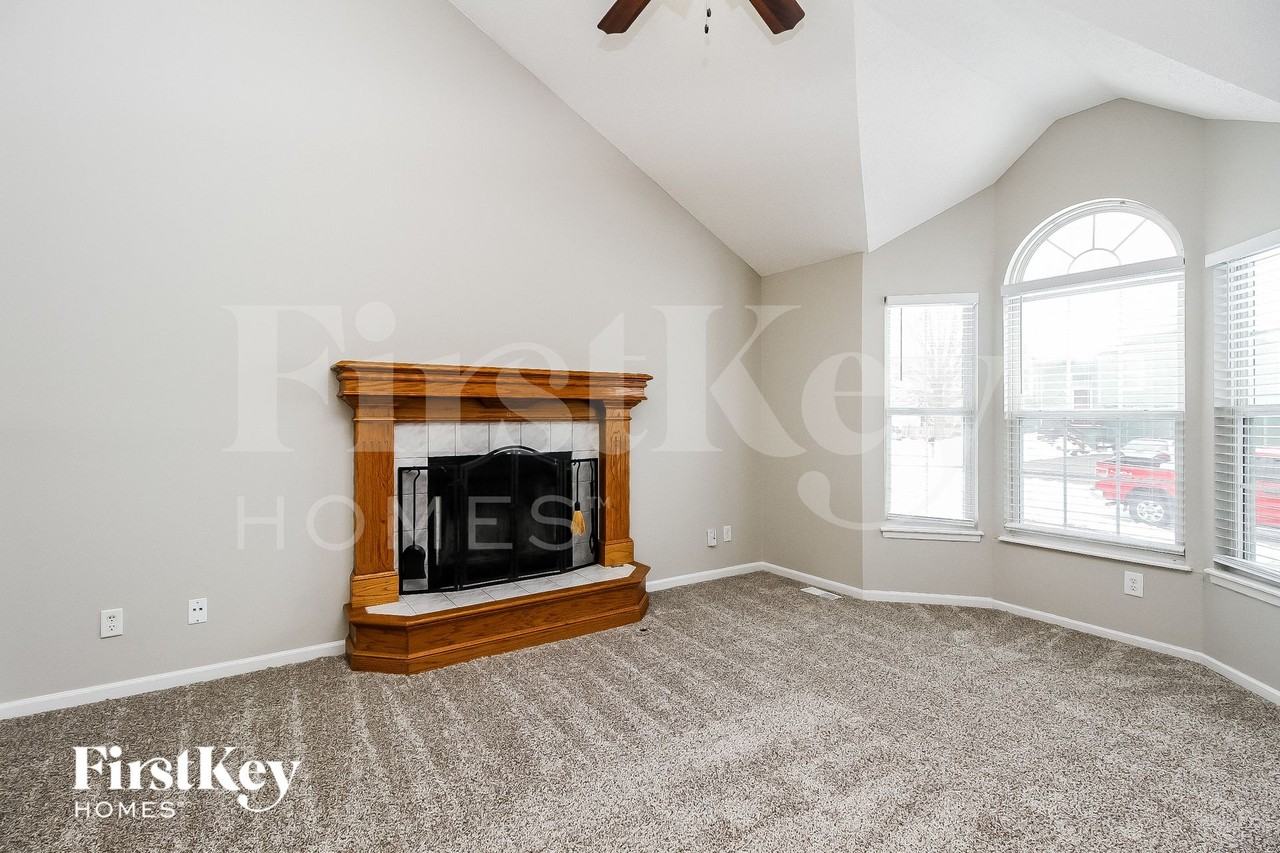 8424 Ne 107th Ter - Photo 3 of 15