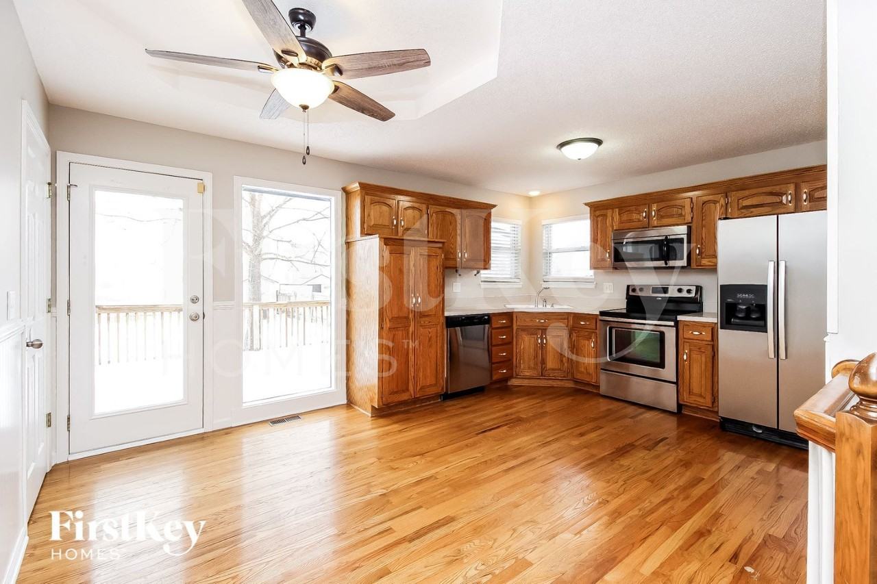 8424 Ne 107th Ter - Photo 4 of 15