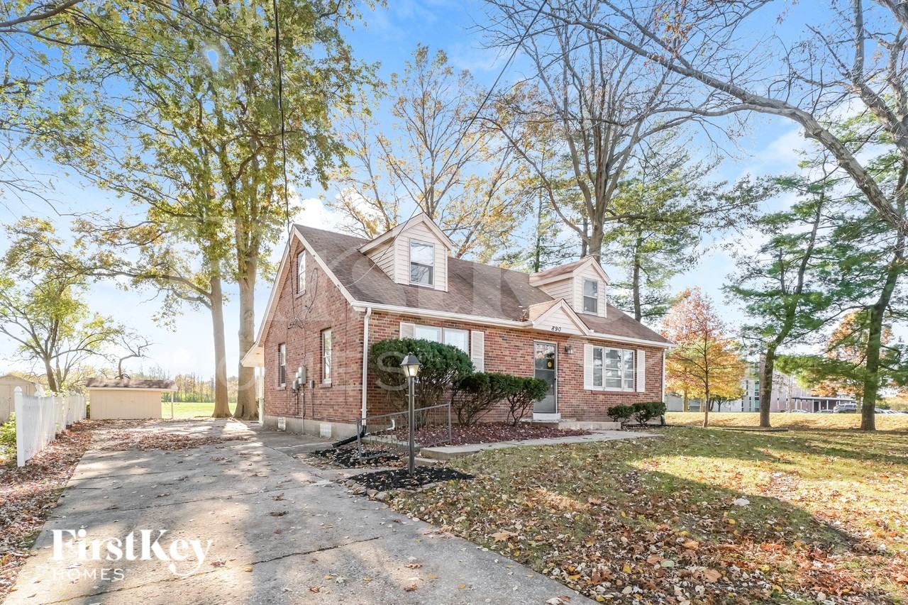 890 Prigge Rd - Photo 2 of 16