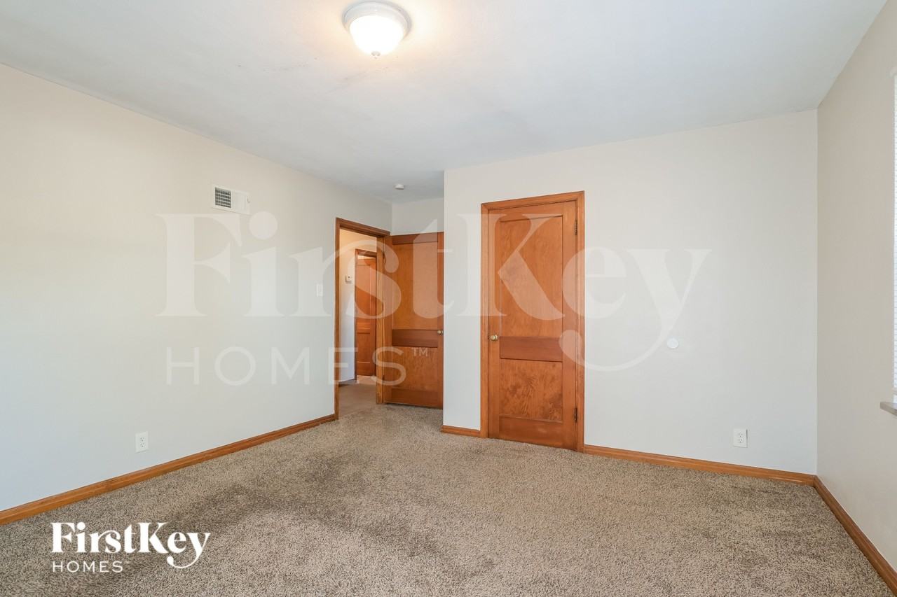 890 Prigge Rd - Photo 7 of 16