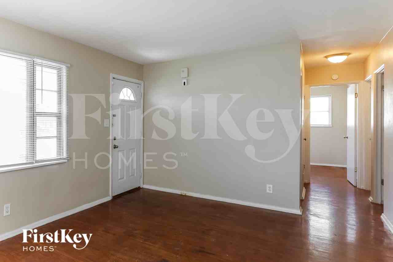 4749 Normal Ave - Photo 3 of 15