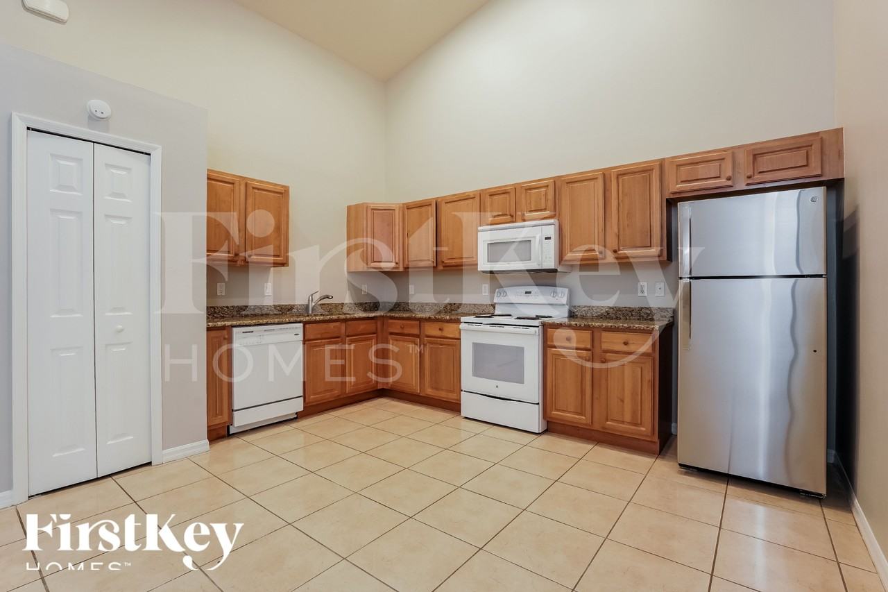 317 Melissa Ave #B - Photo 6 of 18