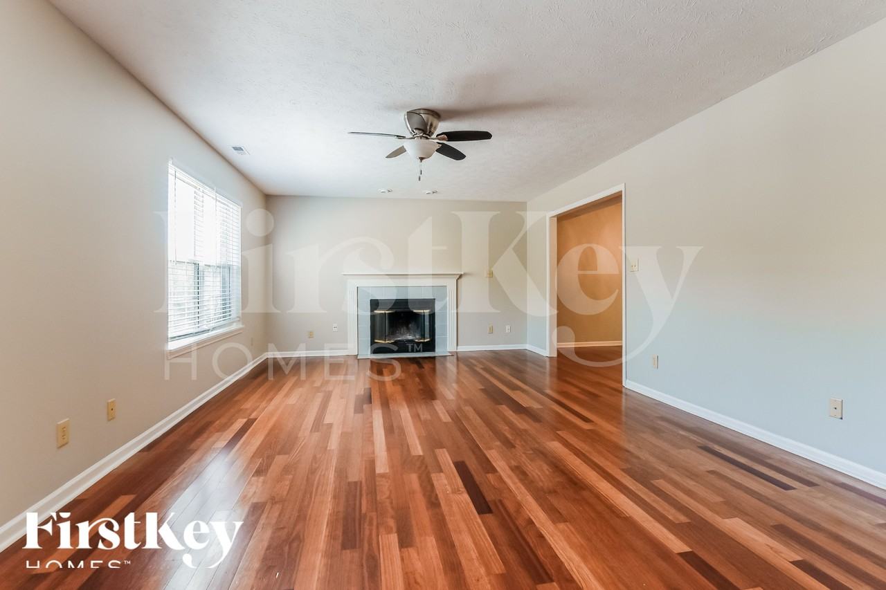 1562 Winding Creek Trl - Photo 3 of 18