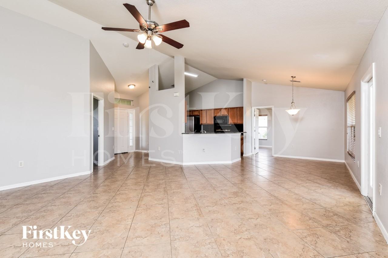 1003 Nwpl - Photo 4 of 15