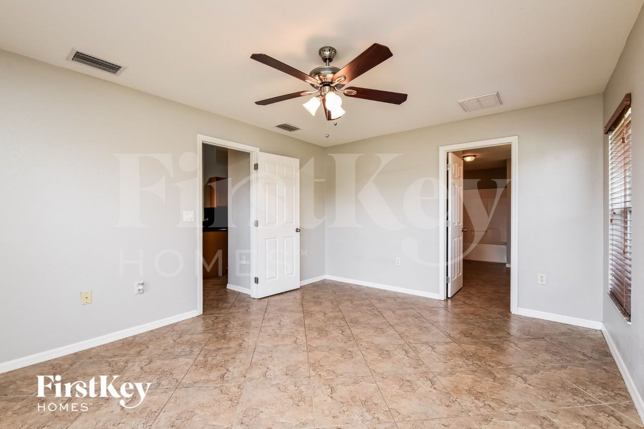 1003 Nwpl - Photo 7 of 15