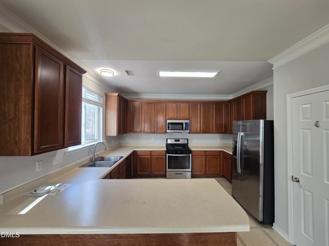 707 Delta Downs Dr - Photo 5 of 24