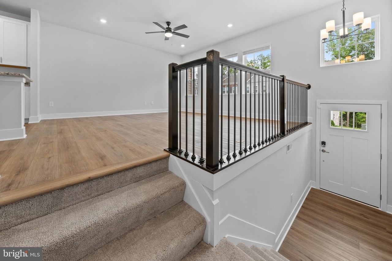 23635 Goodwill Way - Photo 3 of 29