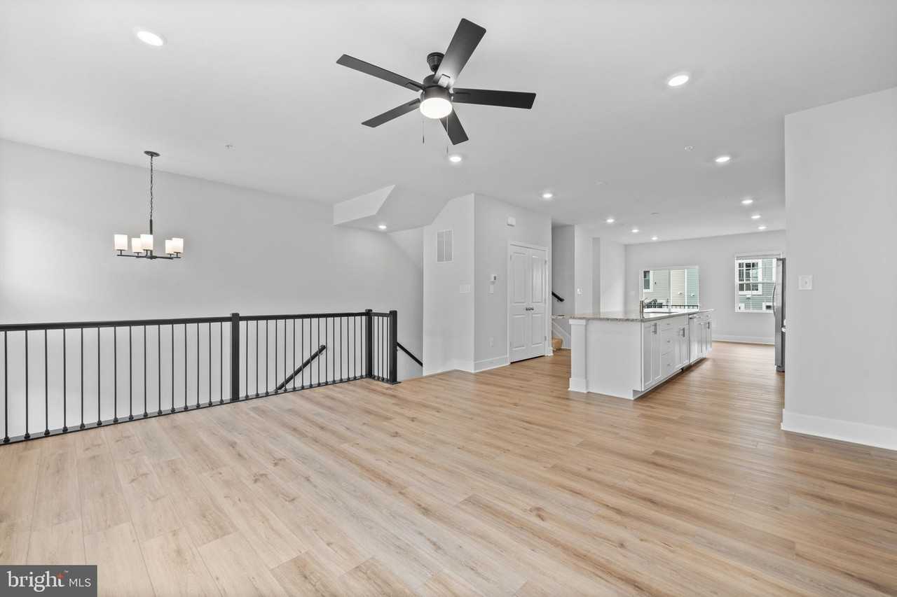 23635 Goodwill Way - Photo 6 of 29