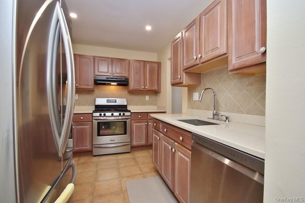 63 Contempra Cir - Photo 6 of 32