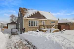 featured image of 212 Santin Dr