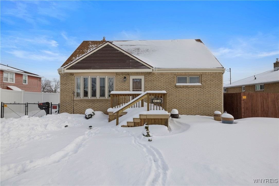 212 Santin Dr - Photo 2 of 30